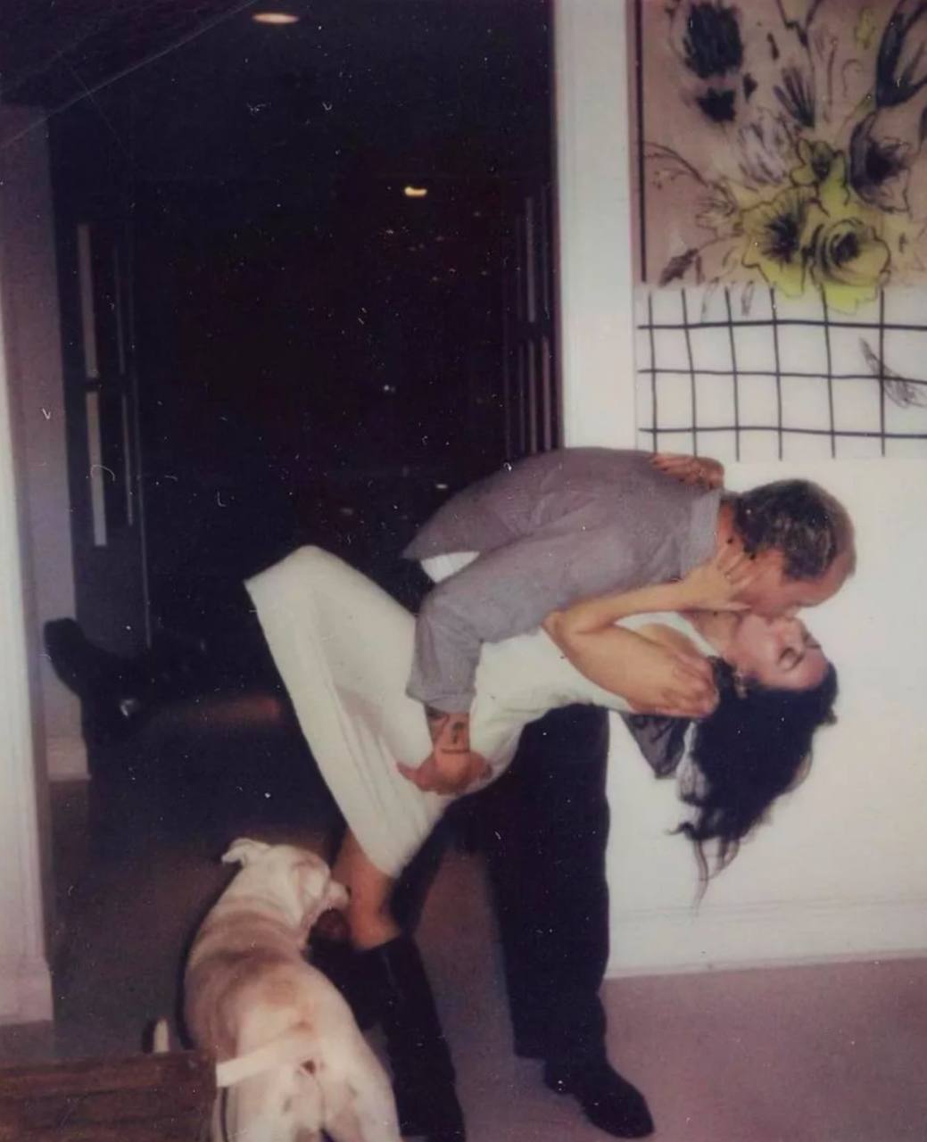 Charli XCX вышла замуж за барабанщика группы The 1975 (фото 3)