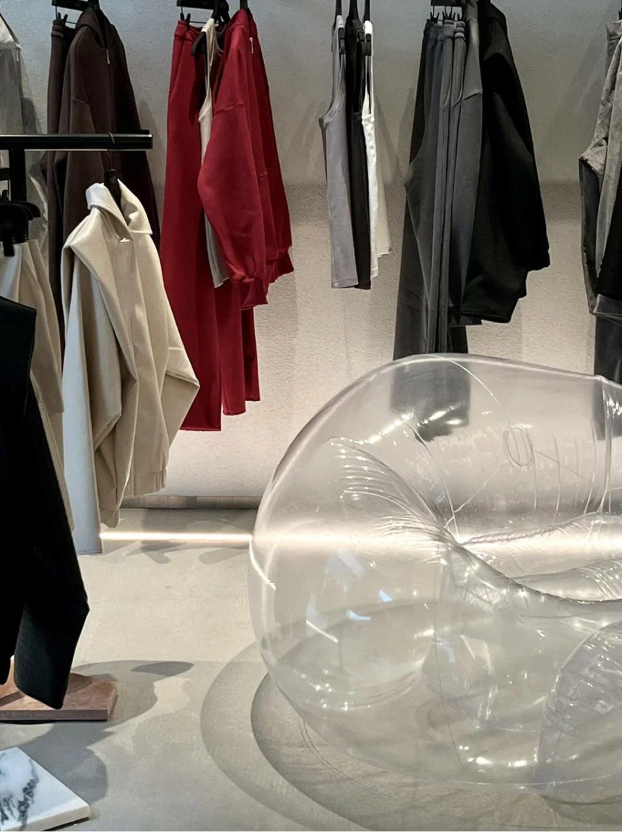 Бренд MERÉ открыл первый флагманский бутик в Москве (фото 4)