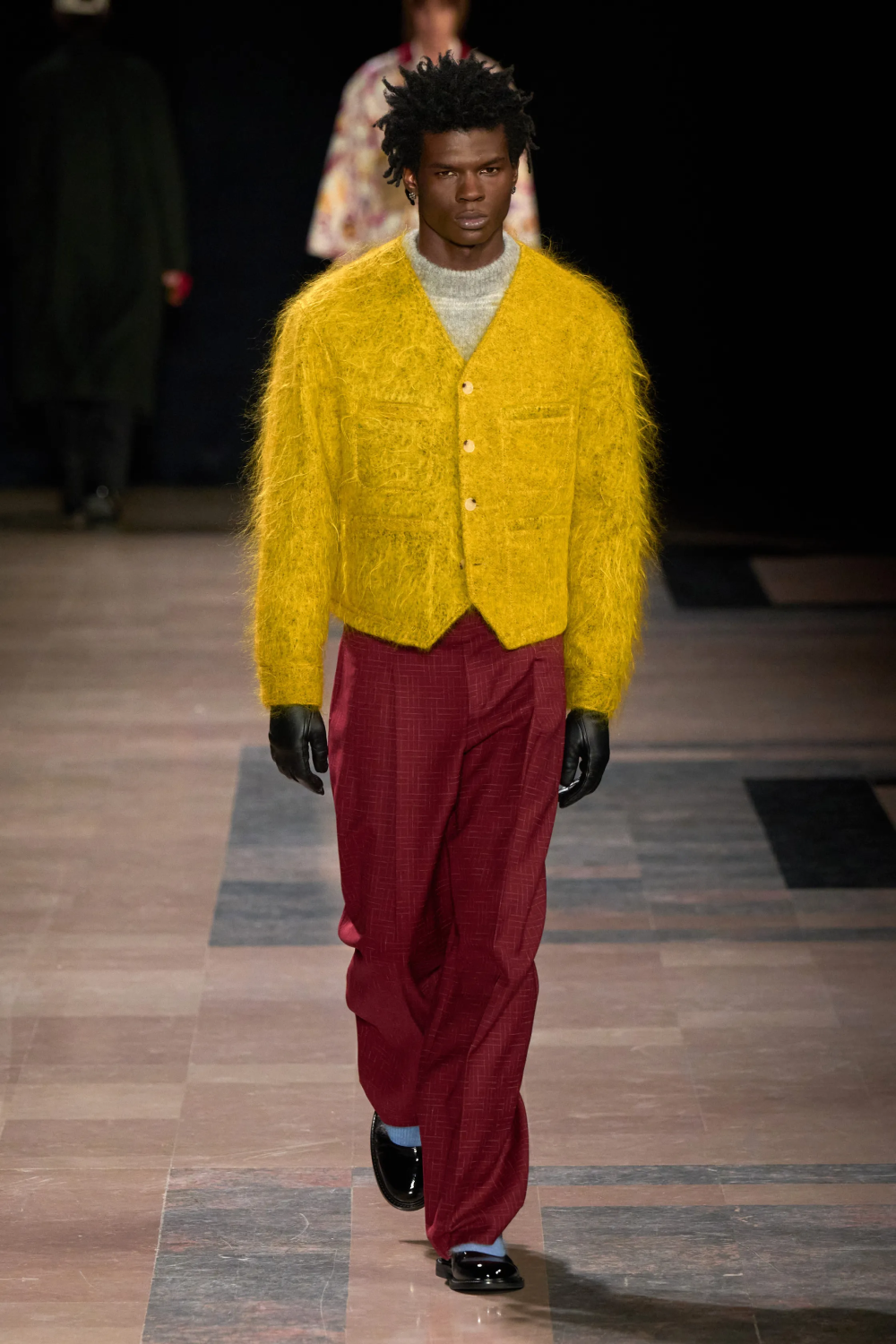 Чему нас научила мужская Неделя моды в Милане и Париже осень-зима 2025. Очевидное vs. невероятное (фото 17)