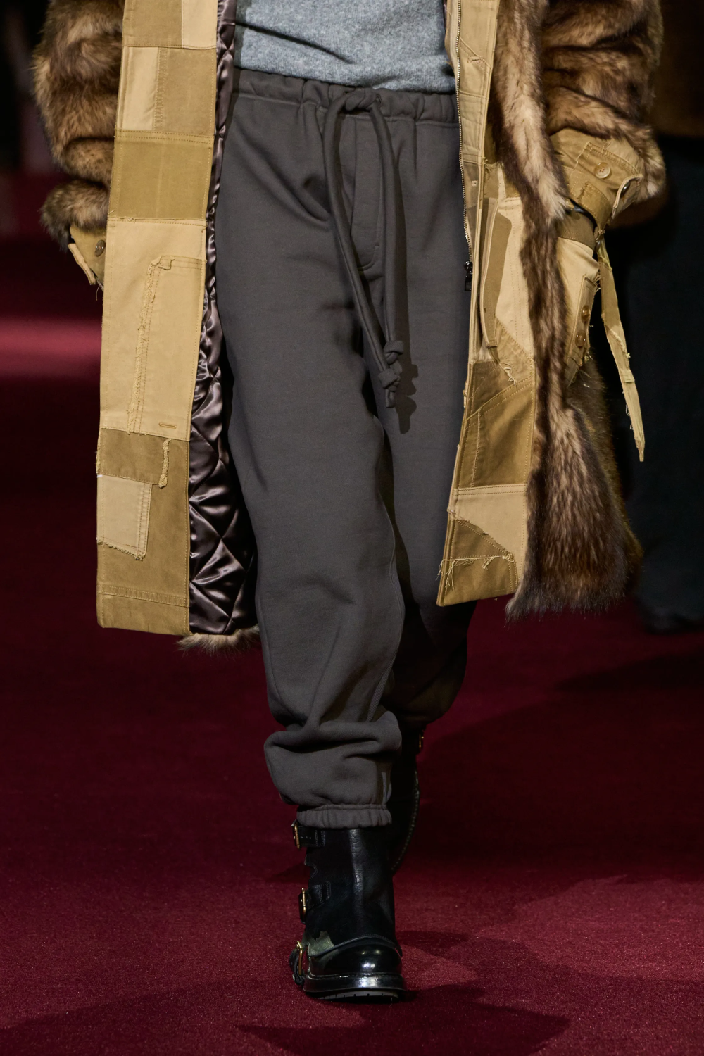 Чему нас научила мужская Неделя моды в Милане и Париже осень-зима 2025. Очевидное vs. невероятное (фото 46)