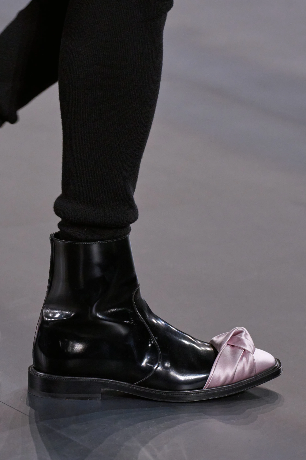 Чему нас научила мужская Неделя моды в Милане и Париже осень-зима 2025. Очевидное vs. невероятное (фото 54)