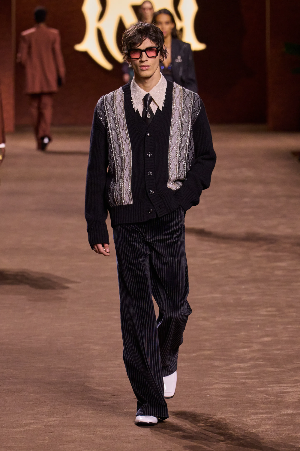 Чему нас научила мужская Неделя моды в Милане и Париже осень-зима 2025. Очевидное vs. невероятное (фото 63)