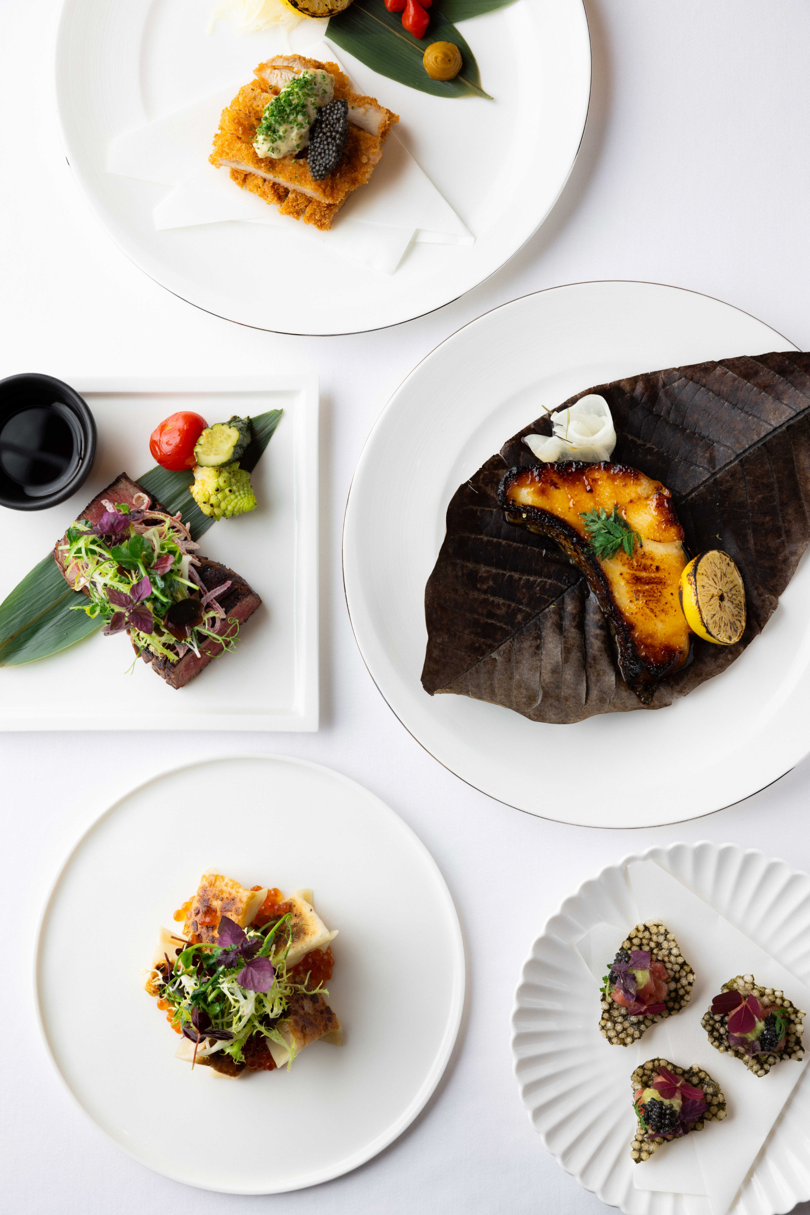 Новости ресторанов: сашими из желтохвоста, маринованные свиные ушки и мусака с осьминогом (фото 3)