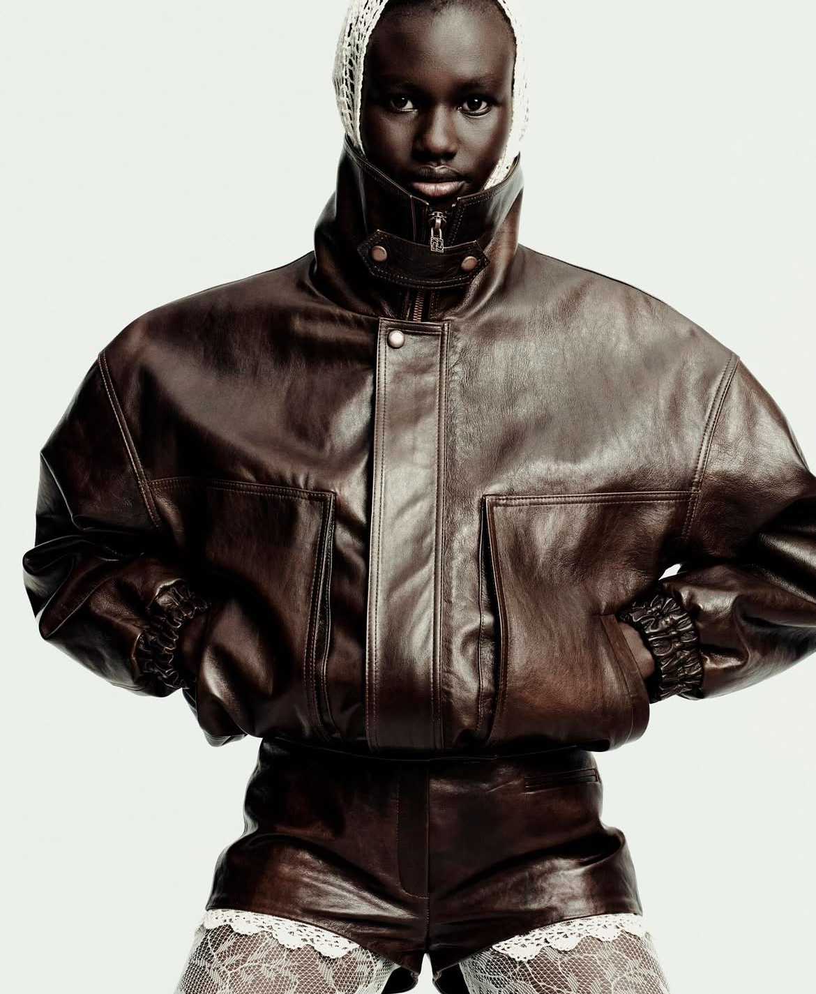 Magda Butrym показал рекламную кампанию pre-fall-коллекции 2025 (фото 7)