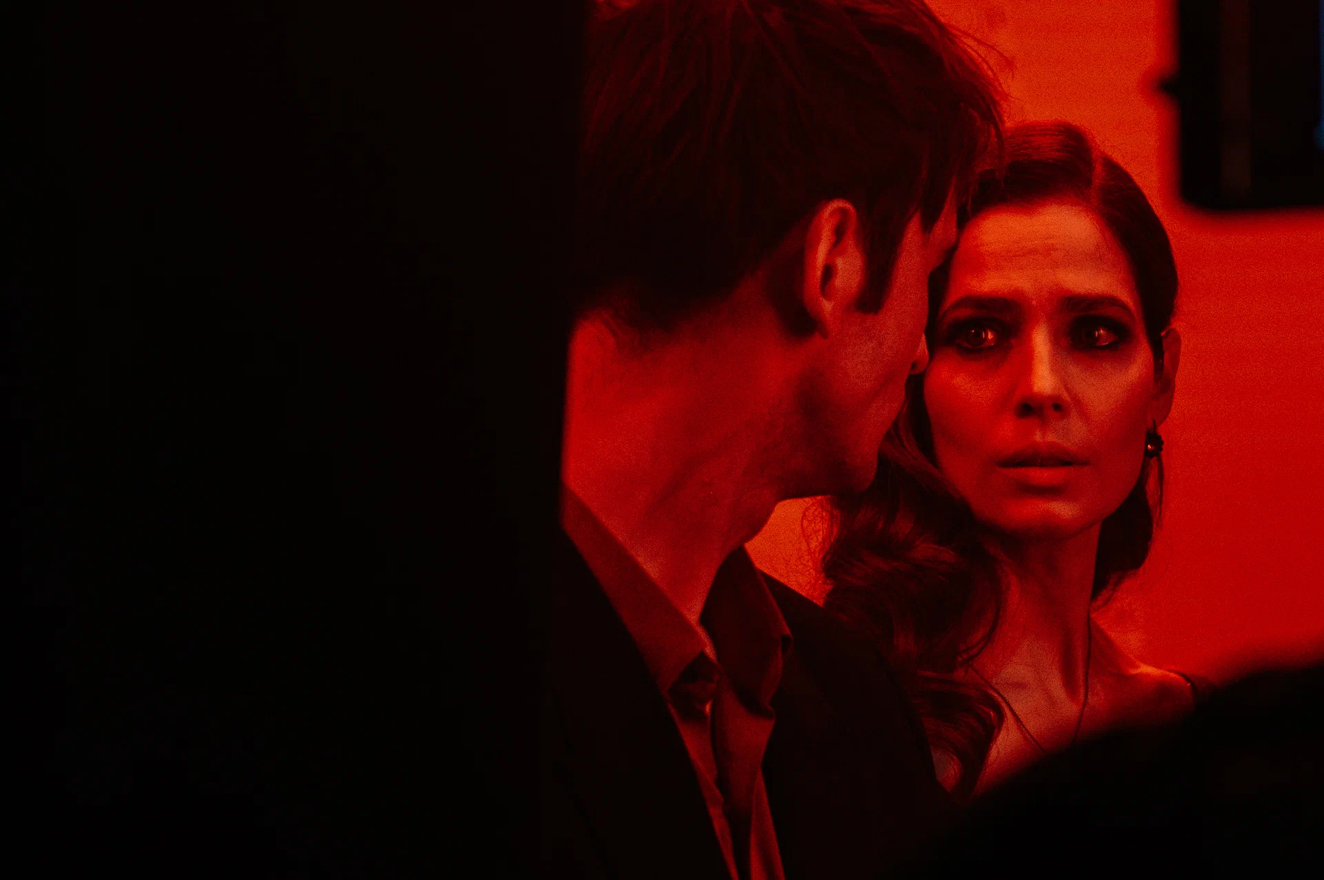 «Белый лотос» и «Аутсорс»: какие сериалы смотреть в феврале (фото 10)