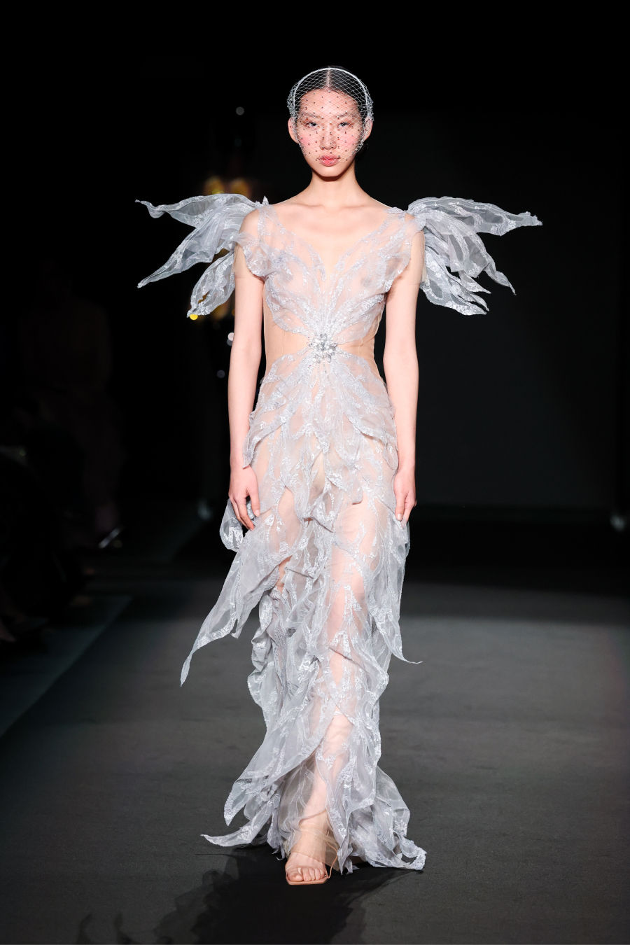 Модный дом Yanina представил новую кутюрную коллекцию (фото 12)