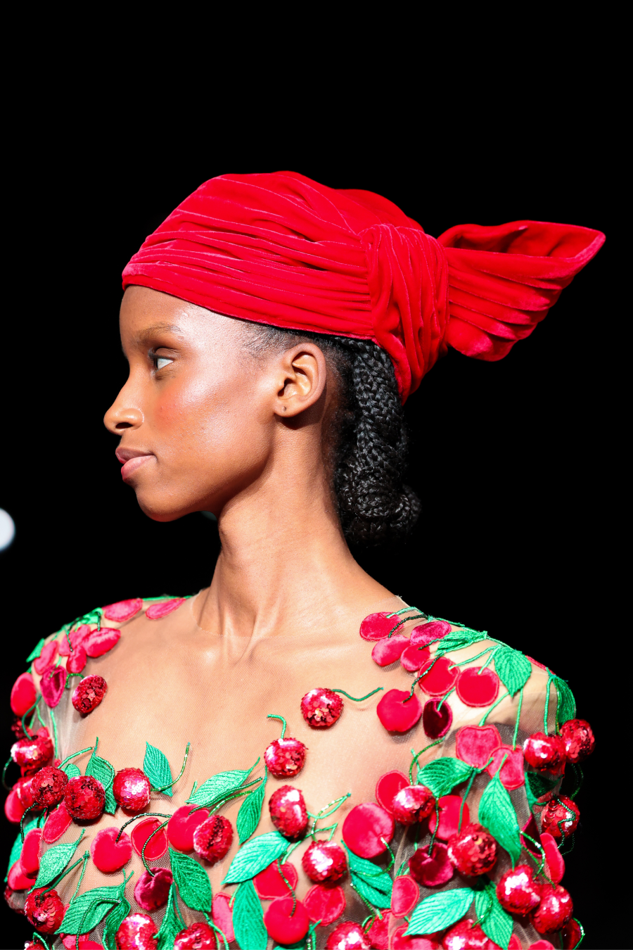 Модный дом Yanina представил новую кутюрную коллекцию (фото 8)