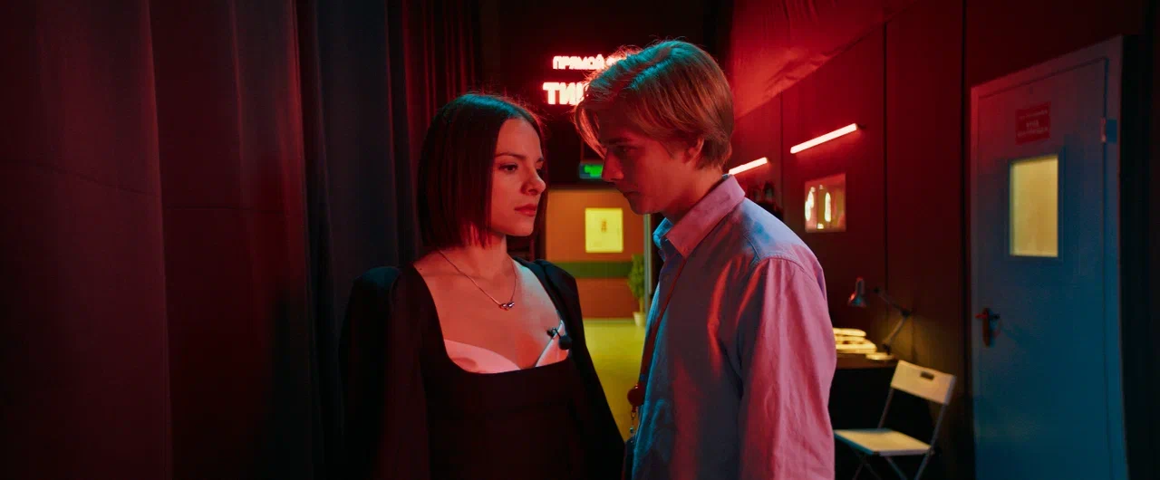 «Люблю роли на преодоление»: Анна Глаубэ — о сериале «Дайте шоу», поиске правды и роли мечты (фото 8)