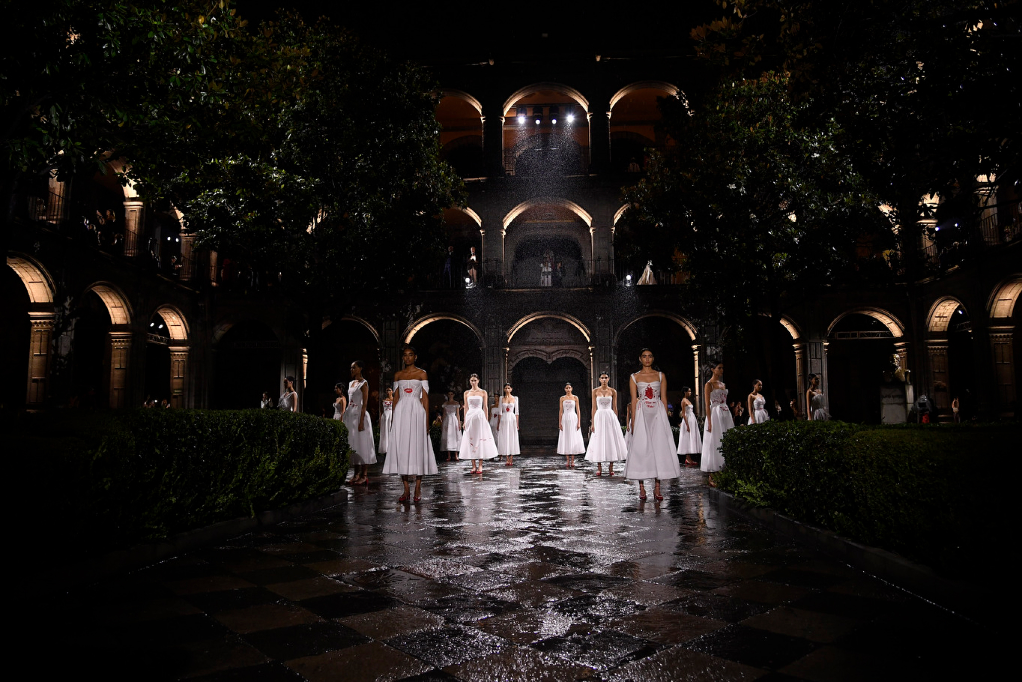 Феминизм и финансы: девять лет Марии Грации Кьюри в Dior (фото 32)