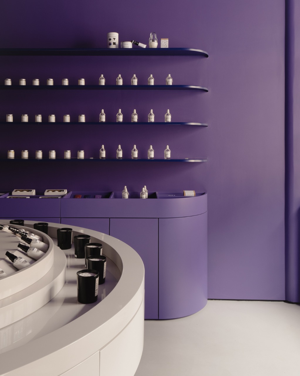 Студия Flame Moscow открыла первый магазин в Санкт-Петербурге (фото 2)