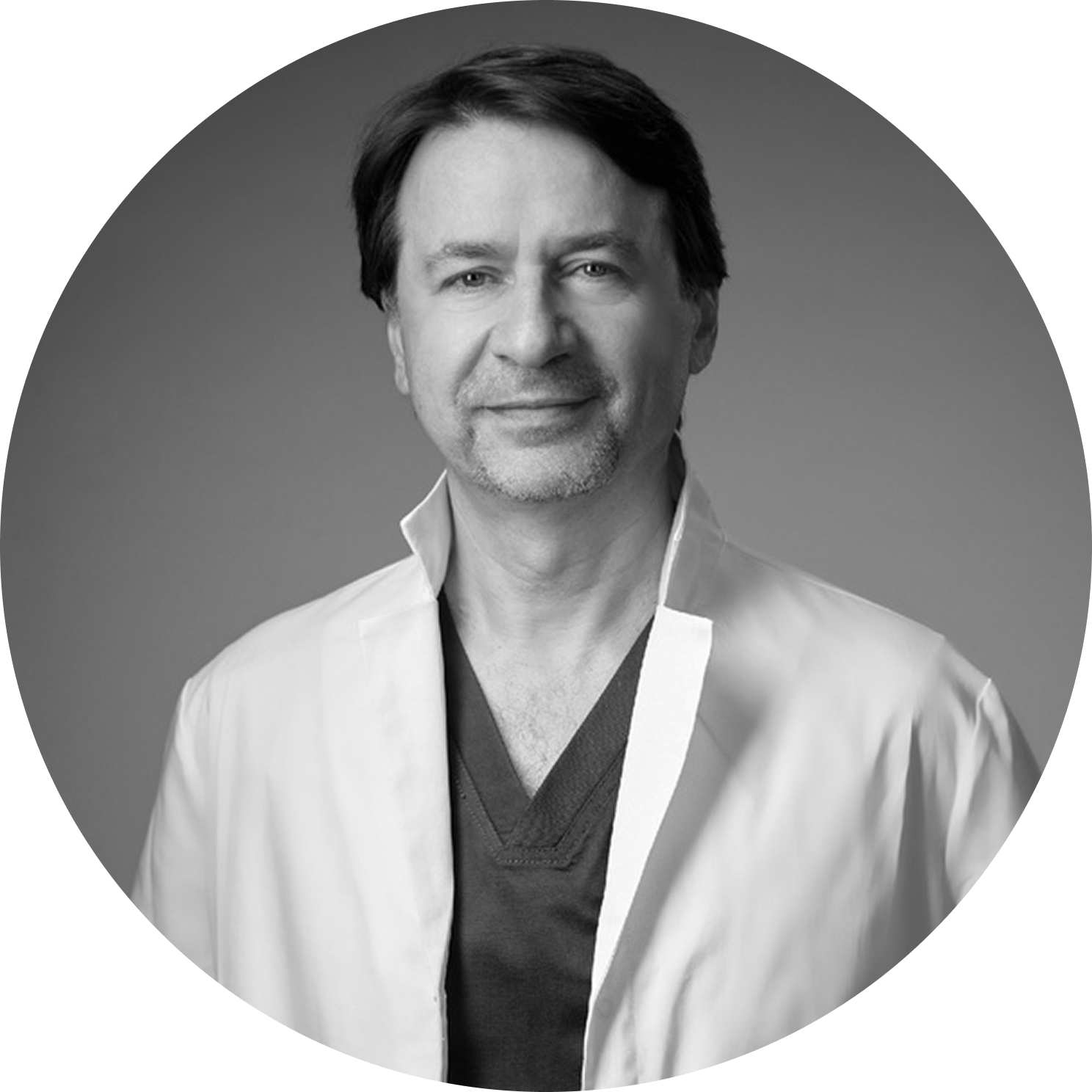 Какие тренды пластической хирургии — главные в 2025 году? Отвечает эксперт (фото 1)