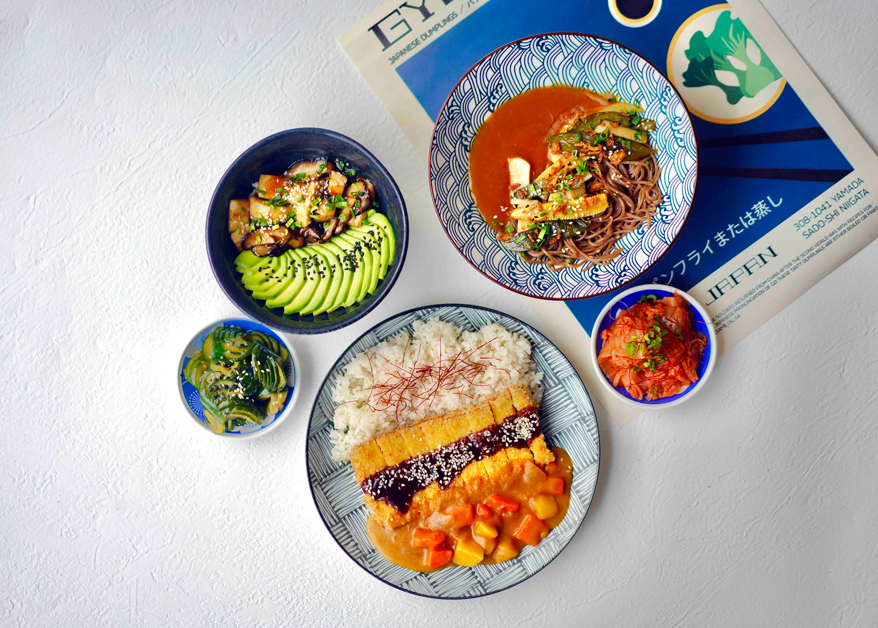 Новости ресторанов: казаречче с кроликом конфи, онигири с грибами и десерт с золотом (фото 6)