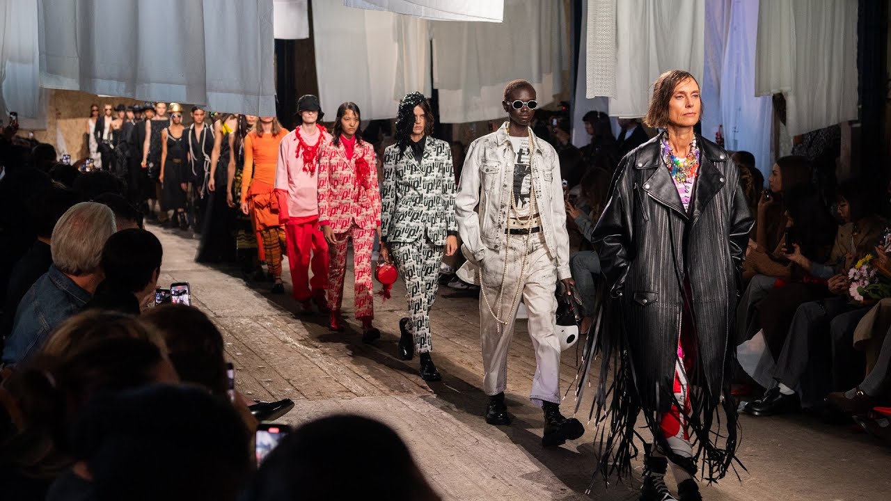 Группа Aeffe объявила о росте финансовых показателей после продажи Moschino Beauty (фото 1)