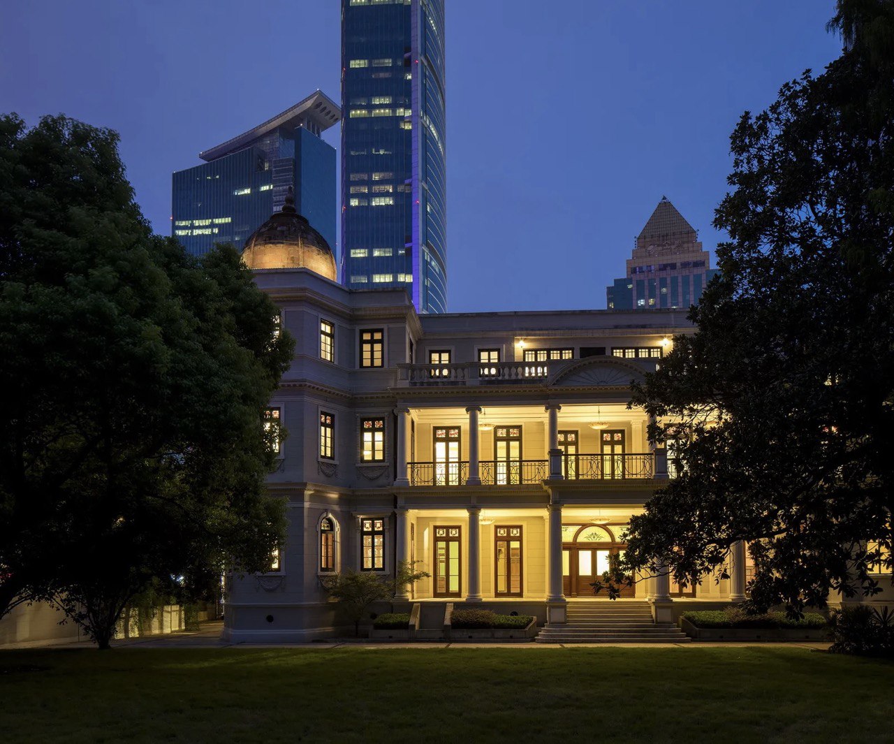 Prada откроет первое кафе-ресторан в Азии (фото 2)