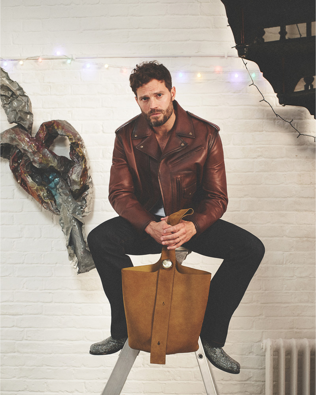 Премия Craft Prize и 50 оттенков Джейми Дорнана: чем запомнится эпоха Джонатана Андерсона в Loewe (фото 16)