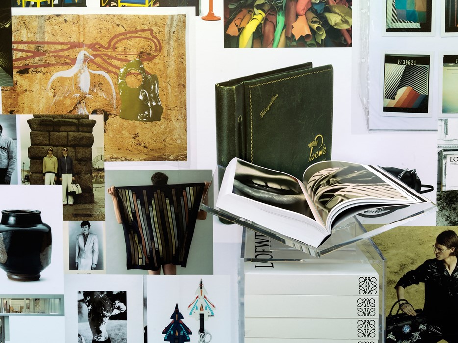 Премия Craft Prize и 50 оттенков Джейми Дорнана: чем запомнится эпоха Джонатана Андерсона в Loewe (фото 41)