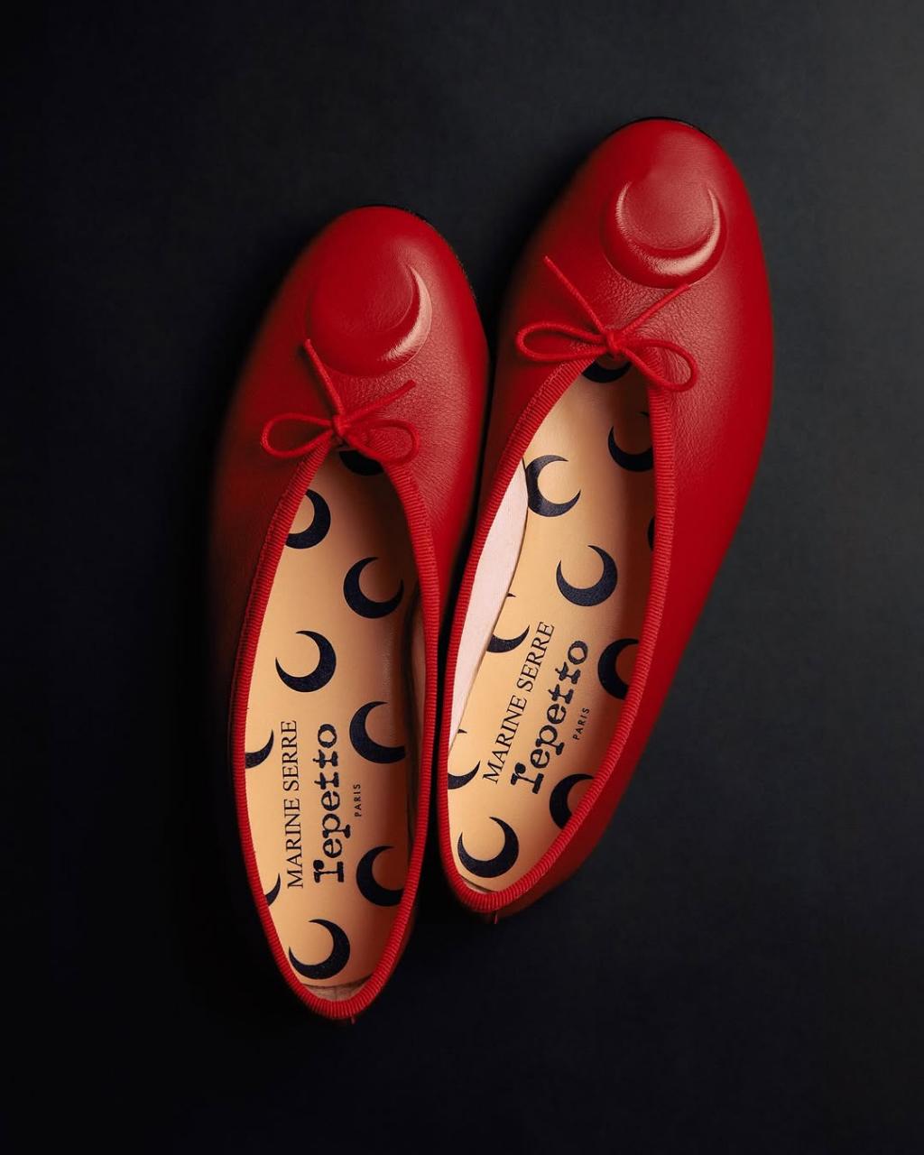 В ассортименте KM20 появилась коллаборация Marine Serre x Repetto (фото 1)