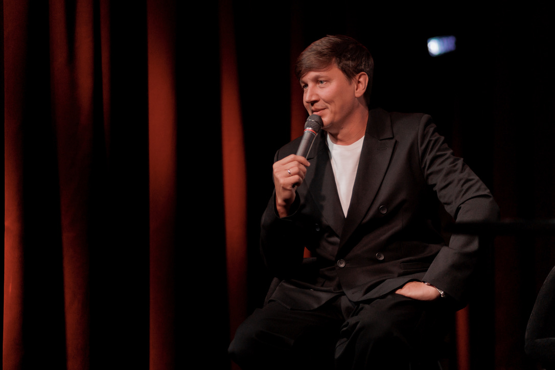 «Мы хотели раскрыть тему удачников и неудачников»: сценарист Иван Баранов — о работе над «Подслушано в Рыбинске», градусе юмора и скрытых смыслах (фото 1)