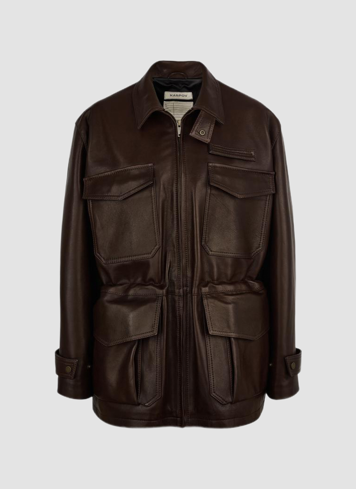 Все, кроме бежевого тренча (ну почти). 20 вариантов верхней одежды на весну — и все от локальных брендов (фото 15)