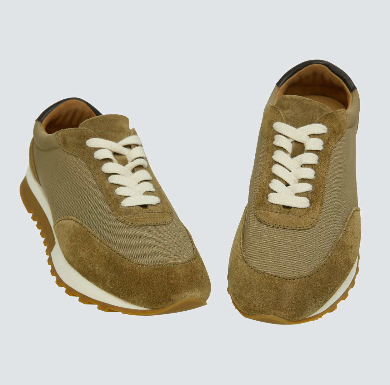 Какие кеды и кроссовки носить этой весной? Вот 20 модных пар (фото 29)