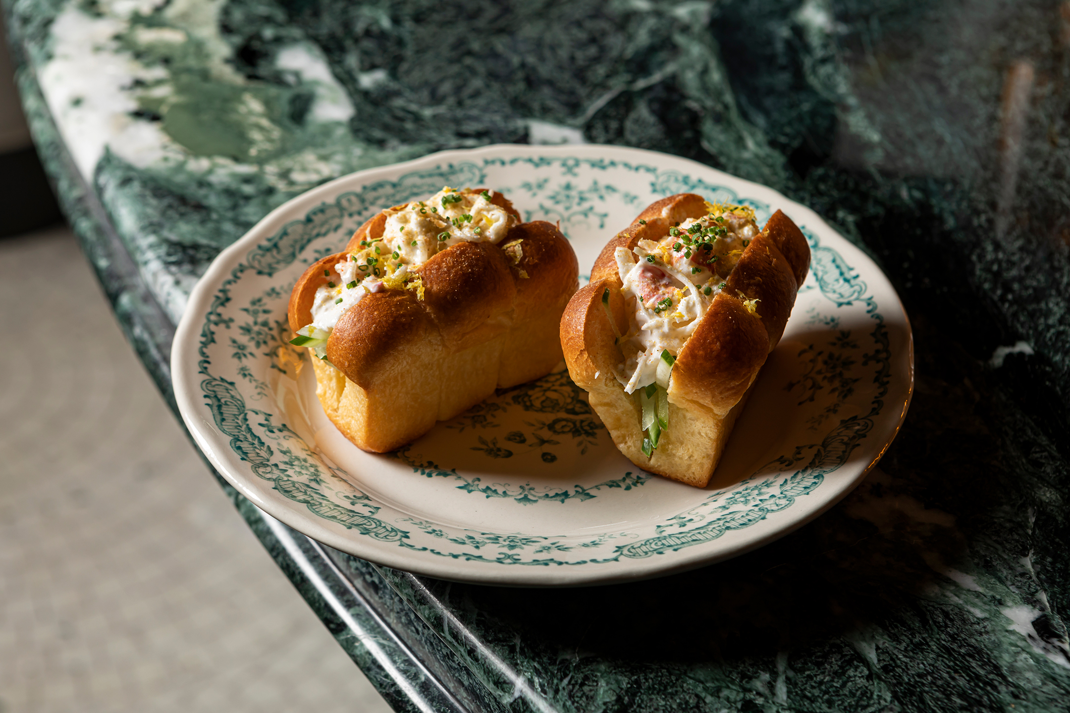 Новости ресторанов: йогурт из ромашки, форель с помело и спагетти из голубого тунца (фото 1)