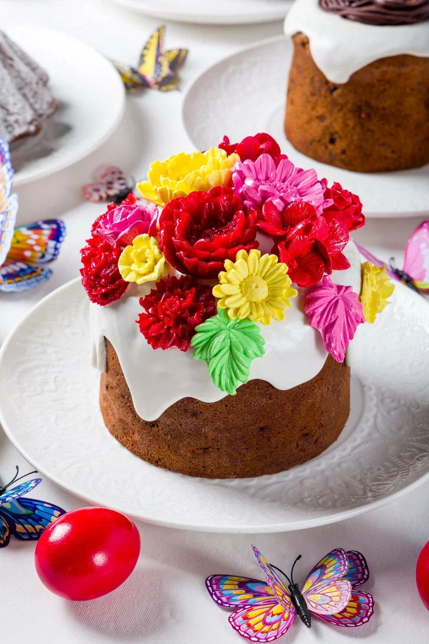 Панеттоне с фисташкой и куличи с малиной: 12 самых интересных пасхальных предложений в Москве (фото 15)