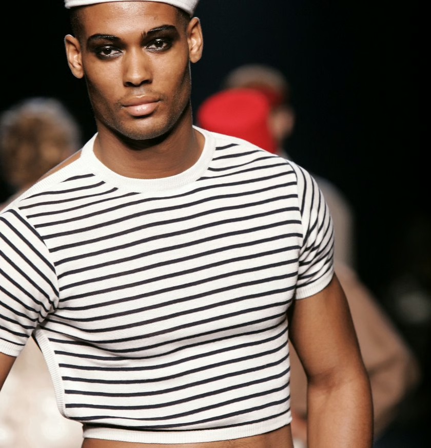 Конические бра и татуированные вещи: знаковые креативные решения Жана-Поля Готье (фото 6)