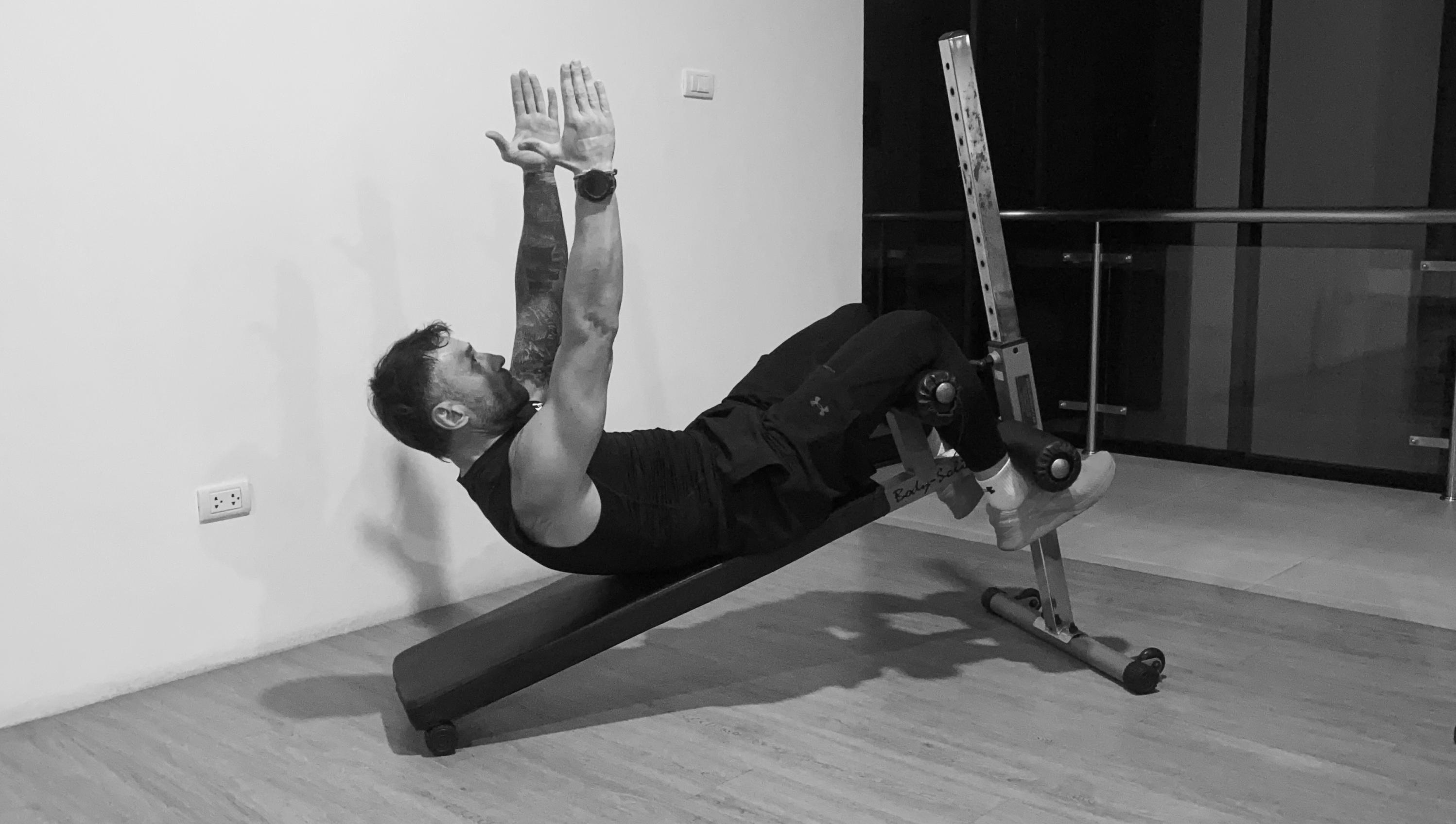 Как накачать пресс? Показывает тренер (фото 6)