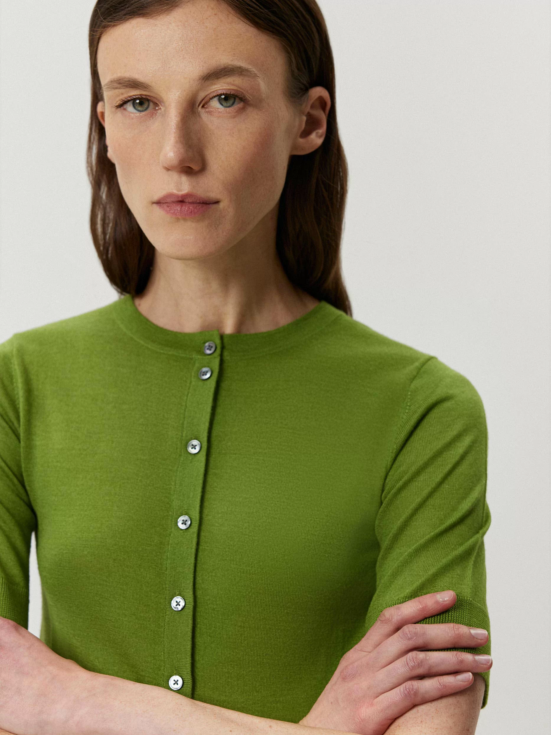 Заряд бодрости: 20 вещей в зеленом цвете — и все от локальных марок (фото 6)