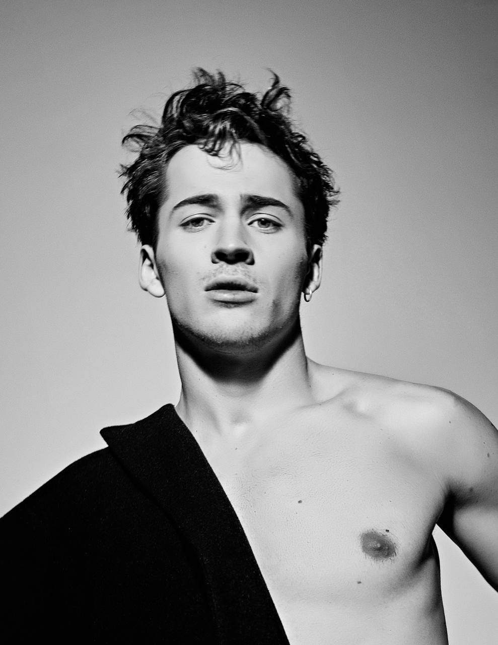 «Счастливое актерское будущее похоже на ушко иголки»: Никита Касьяненко — о критике, эго и новом сериале (фото 3)