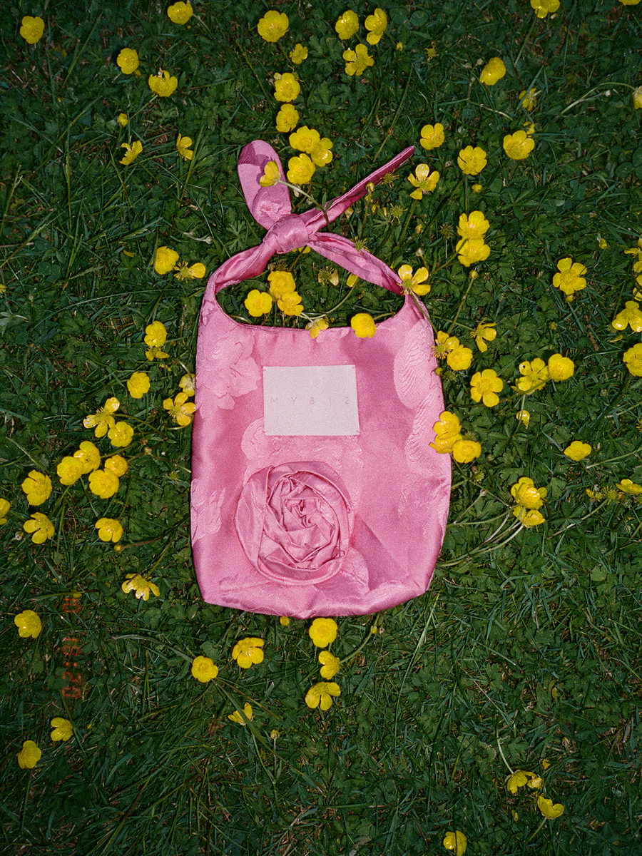 Украшения Avgvst и летний дроп 12 Storeez: что нового в коллекциях локальных брендов (фото 3)