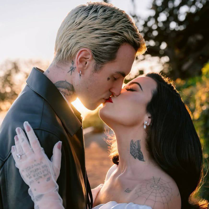 Деми Ловато вышла замуж за музыканта Джордана Лютеса (фото 3)