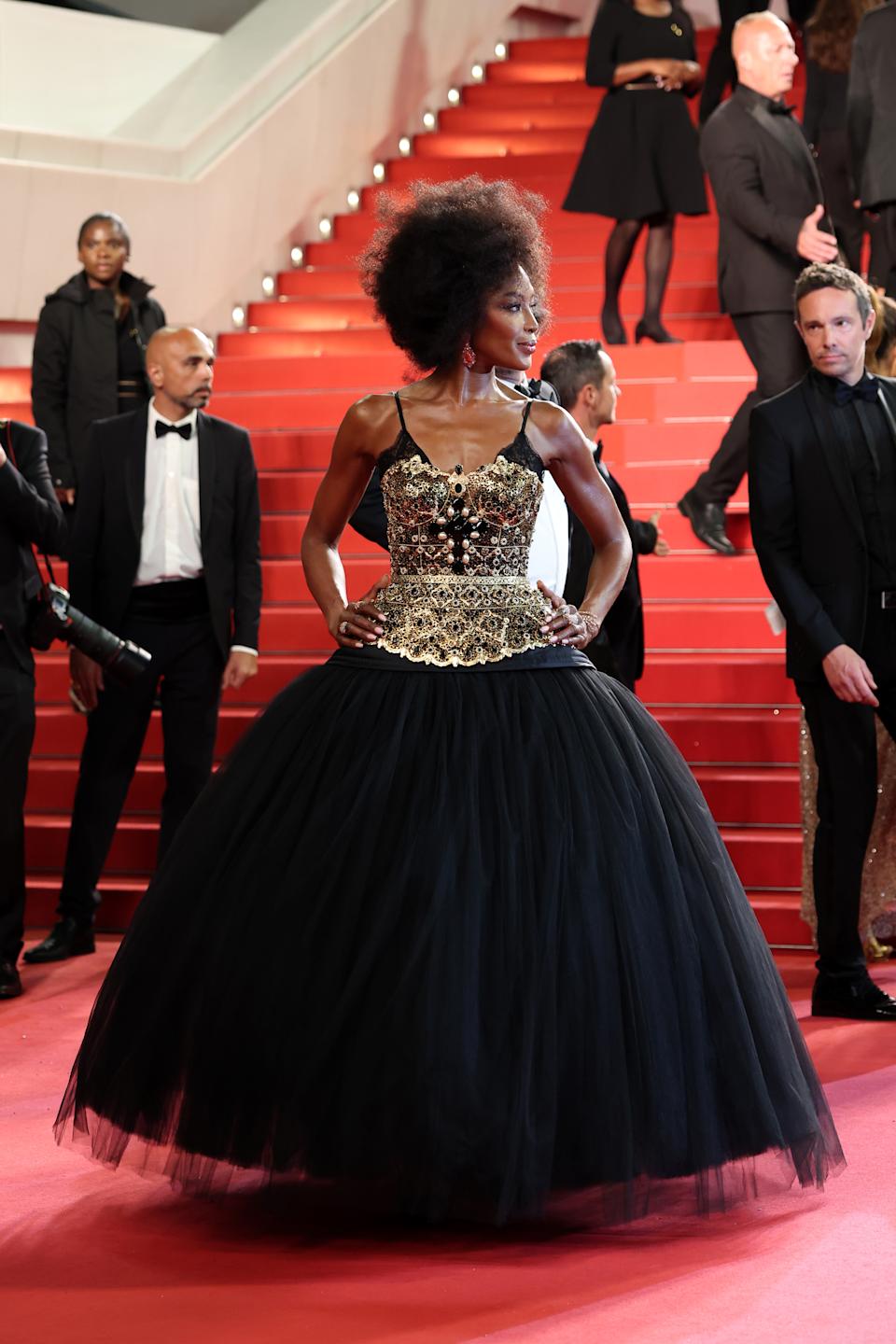 Маргарет Куолли в Chanel и Педро Паскаль в Calvin Klein: лучшие образы Каннского кинофестиваля 2025 (фото 56)