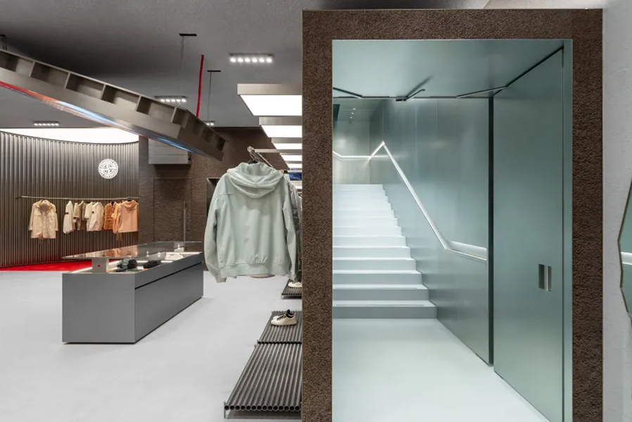 Stone Island открывает новые флагманы в Китае (фото 2)