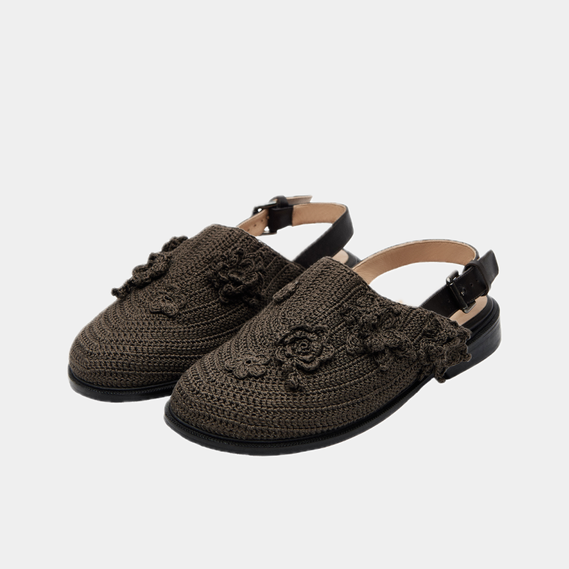 Полароид Fujifilm, уютный плед и резиновые сапоги в нежном фиалковом: что взять с собой на дачу. Выбор BURO. (фото 35)