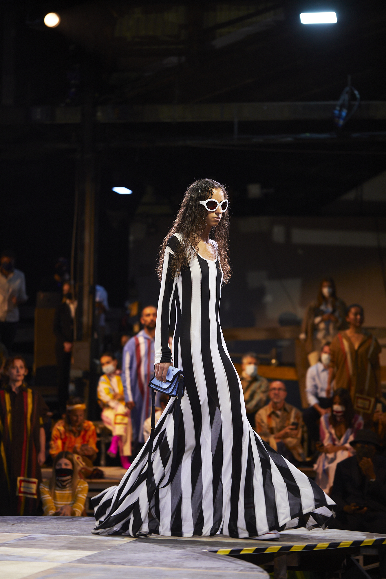 Ирония, швы наружу и право быть собой: 10 причин, по которым любили Франческо Риссо в Marni (фото 12)