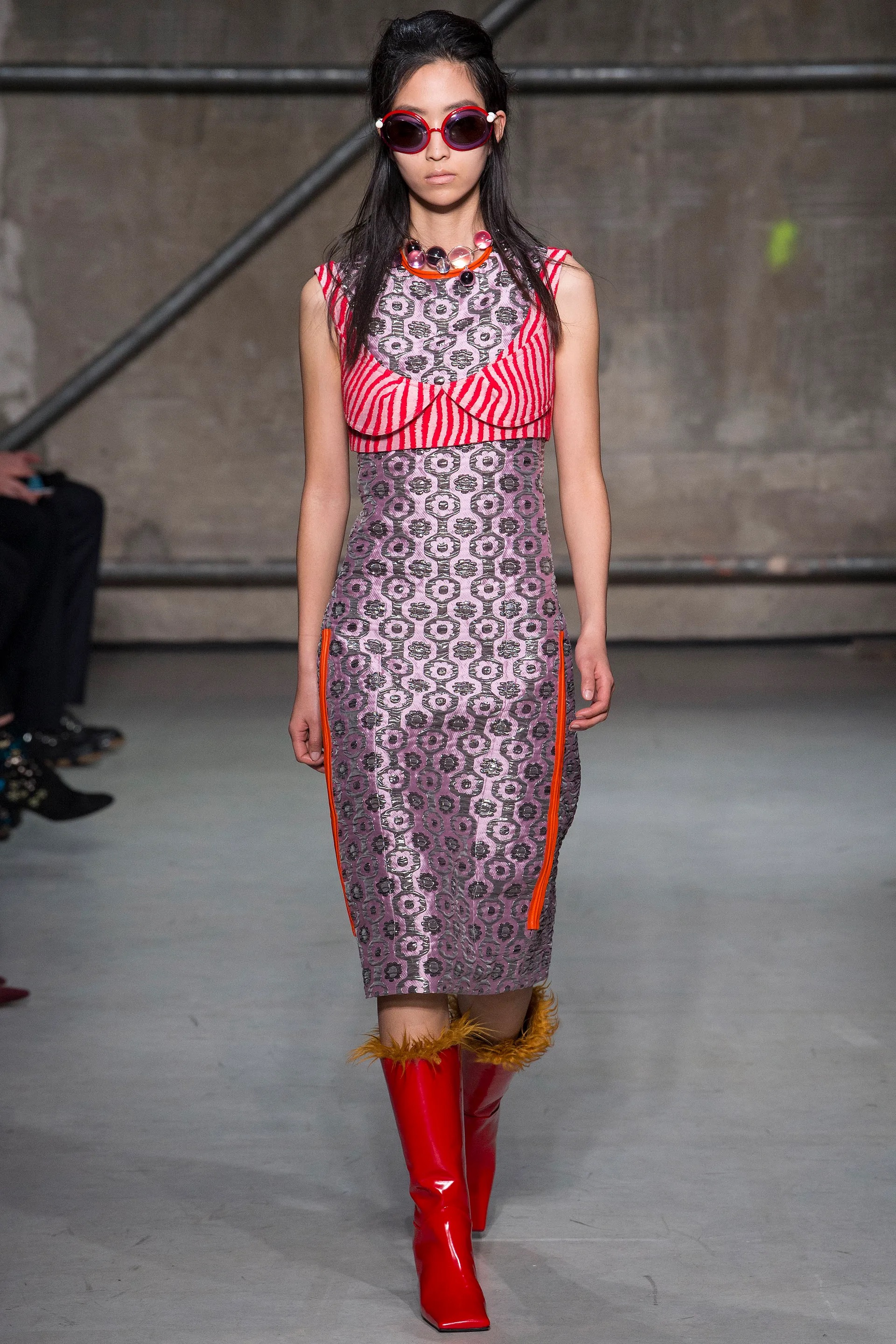 Ирония, швы наружу и право быть собой: 10 причин, по которым любили Франческо Риссо в Marni (фото 19)