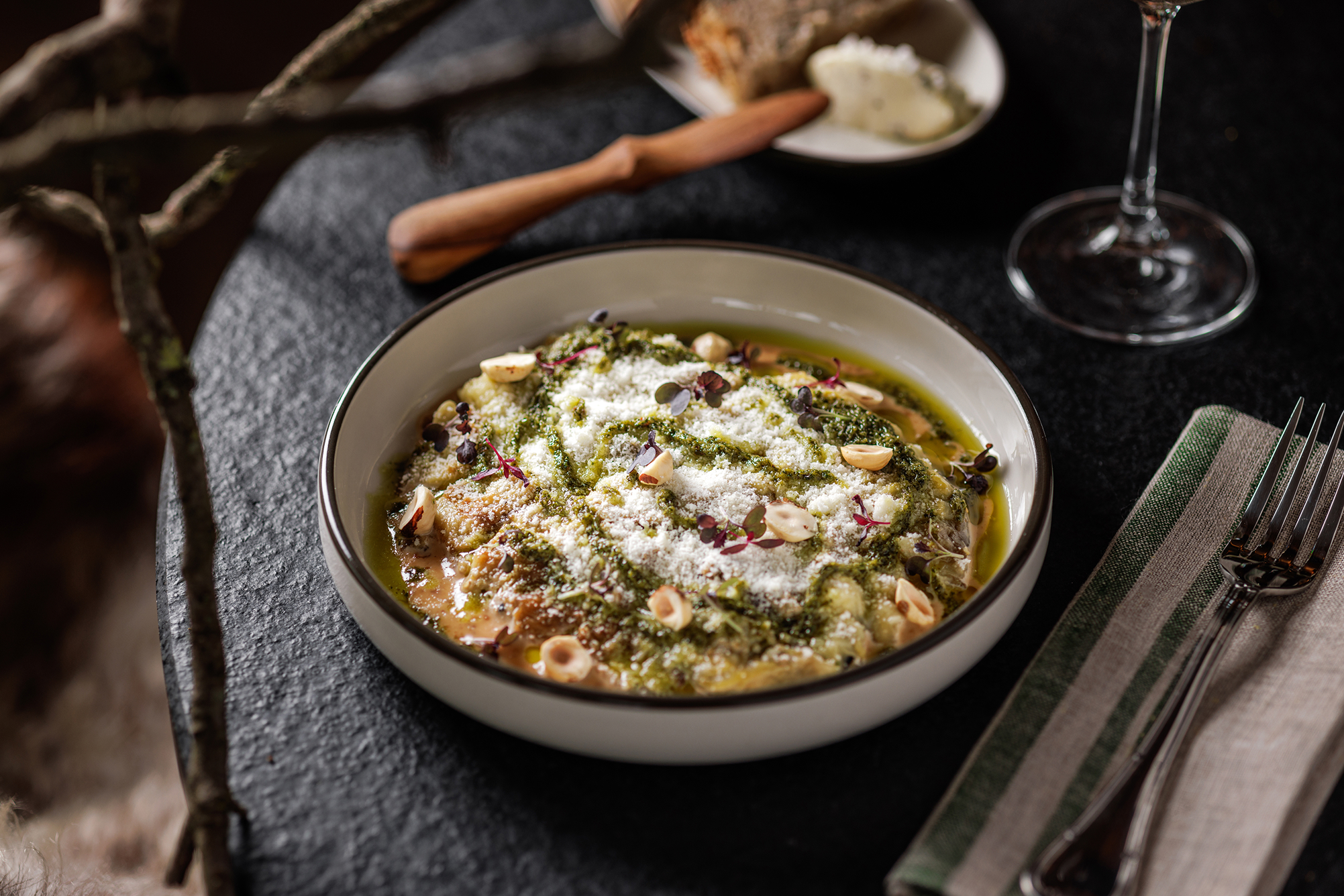 Новости ресторанов: гаспачо с креветкой, бургер из вагю и азбуз с фетой (фото 9)