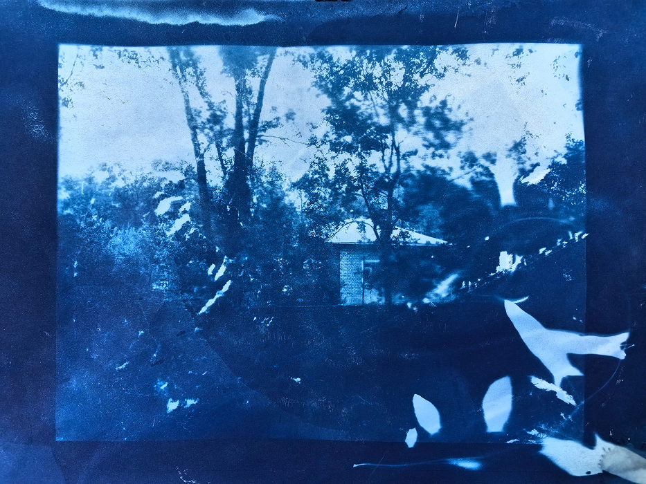 Художники рисуют для BURO.: Анастасия Безвершук — о Сибири, свете и неуловимости (фото 3)