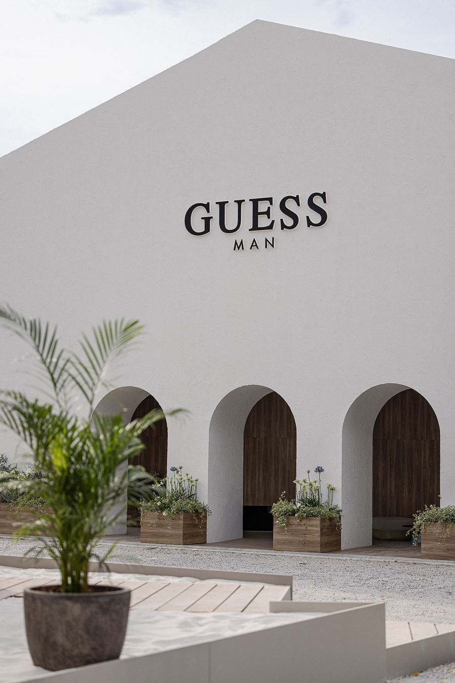 Guess представил новую концепцию мужского направления на Pitti Uomo (фото 8)