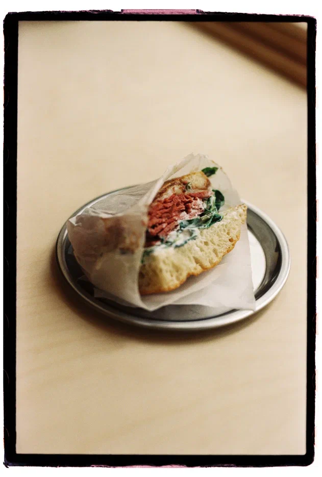 На территории Музея Москвы открылось кафе «БУФ а39» (фото 2)