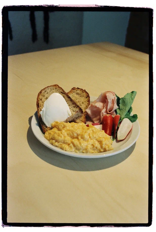 На территории Музея Москвы открылось кафе «БУФ а39» (фото 8)