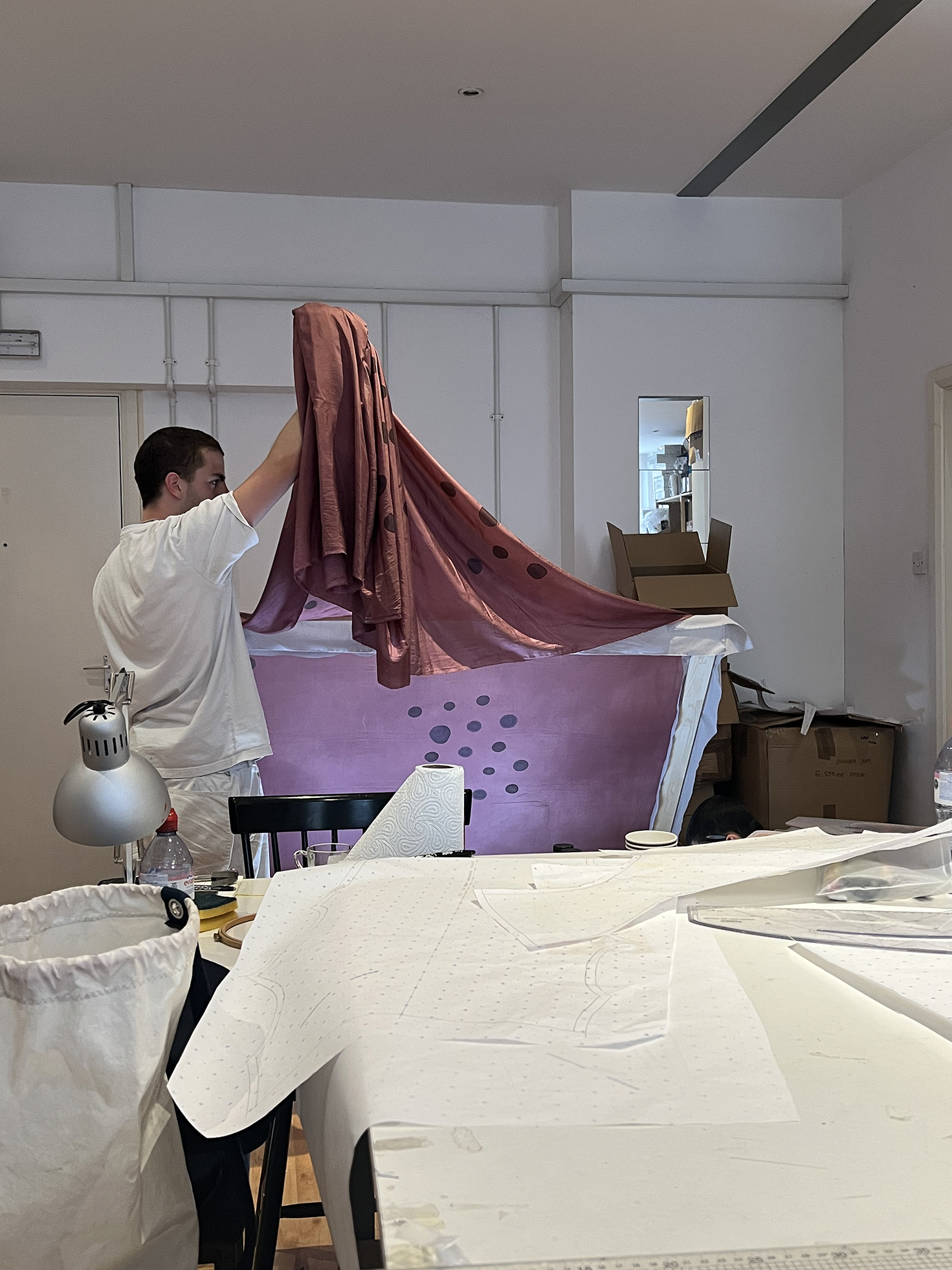 «Начинаешь видеть свое место»: Диана Перова — о том, что нужно российскому дизайнеру, чтобы развиваться в Лондоне (фото 10)