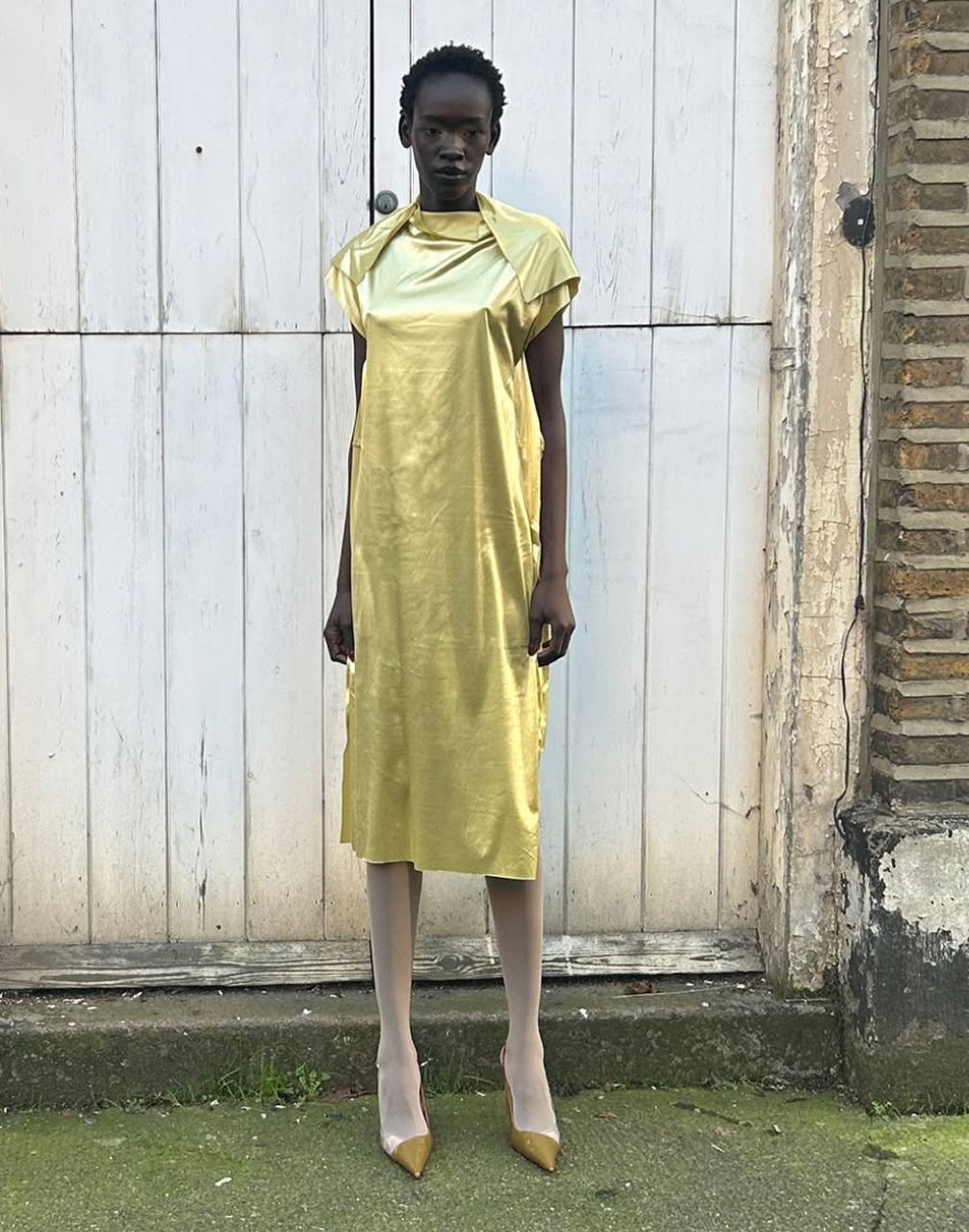 «Начинаешь видеть свое место»: Диана Перова — о том, что нужно российскому дизайнеру, чтобы развиваться в Лондоне (фото 25)