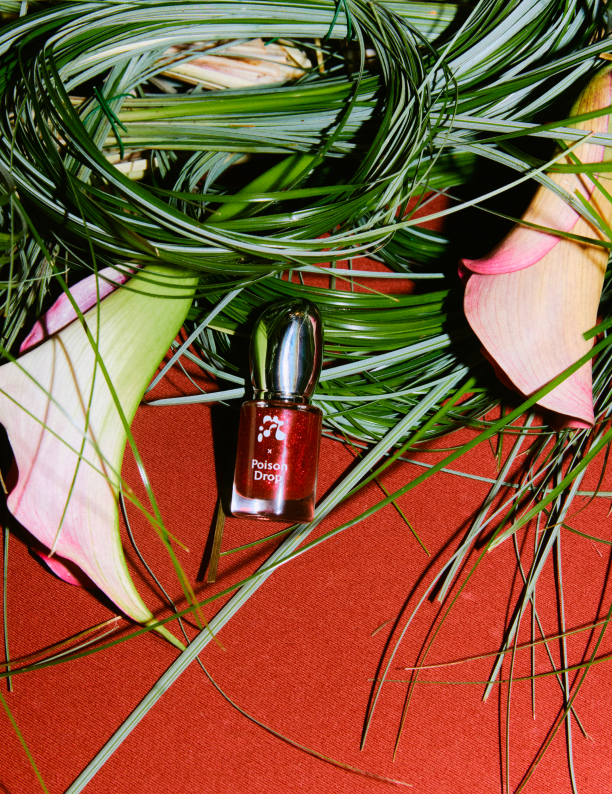 Пудра Annbeauty и рекламная кампания Mixit: что нового в коллекциях бьюти-брендов (фото 10)