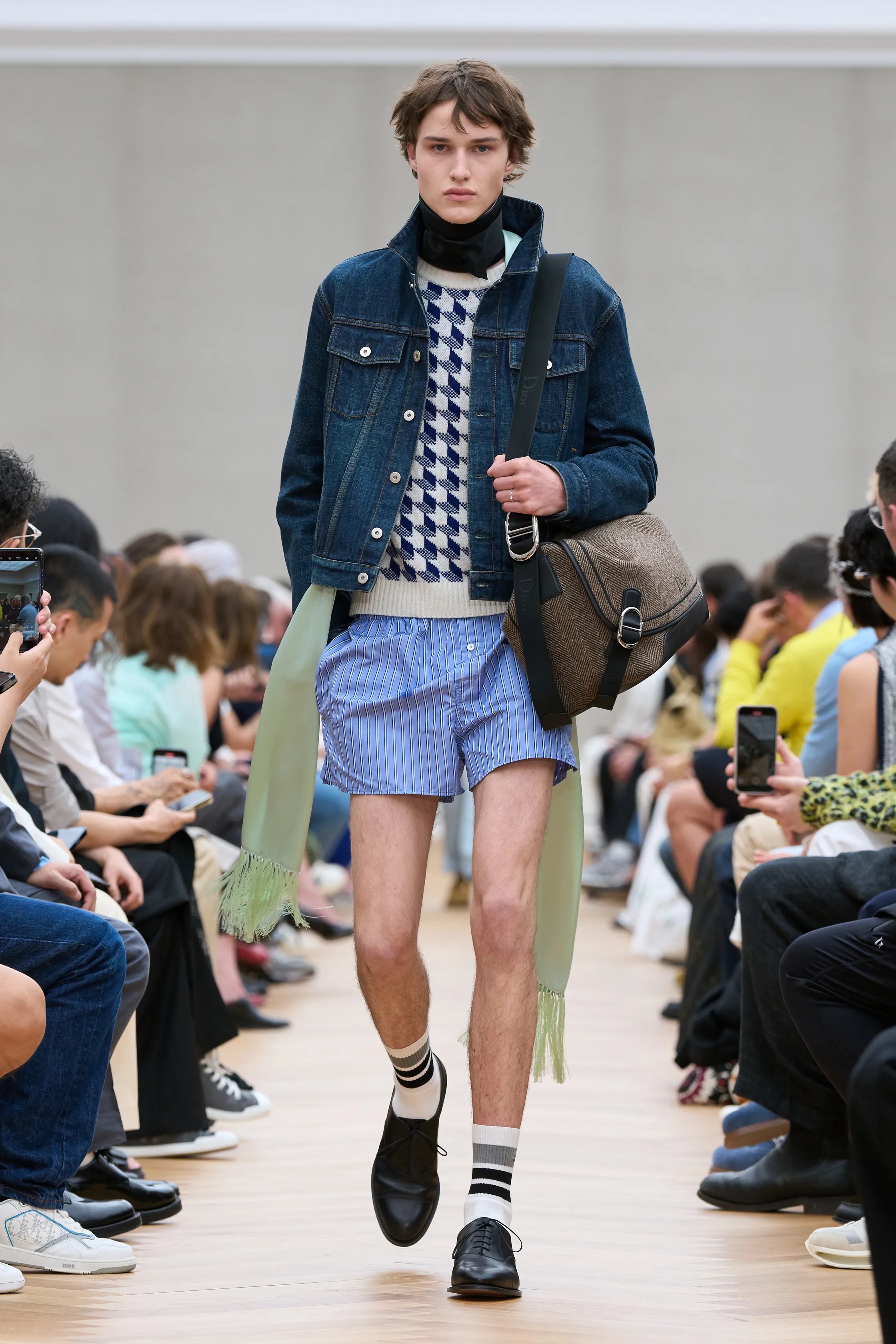 Чему нас научили мужские коллекции сезона весна-лето 2026. Свежие идеи, которые хотим внедрить уже сейчас (фото 1)