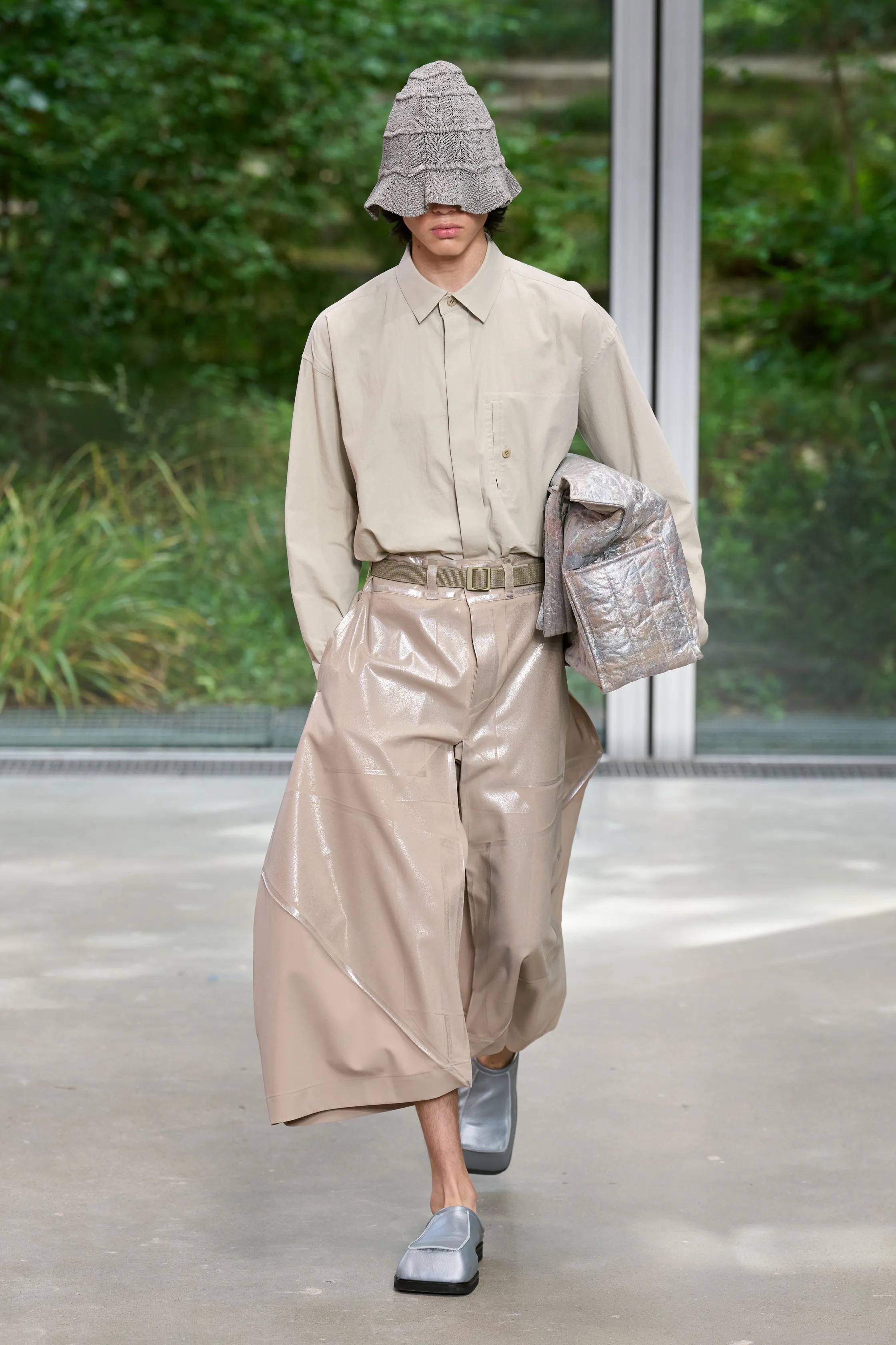 Чему нас научили мужские коллекции сезона весна-лето 2026. Свежие идеи, которые хотим внедрить уже сейчас (фото 11)