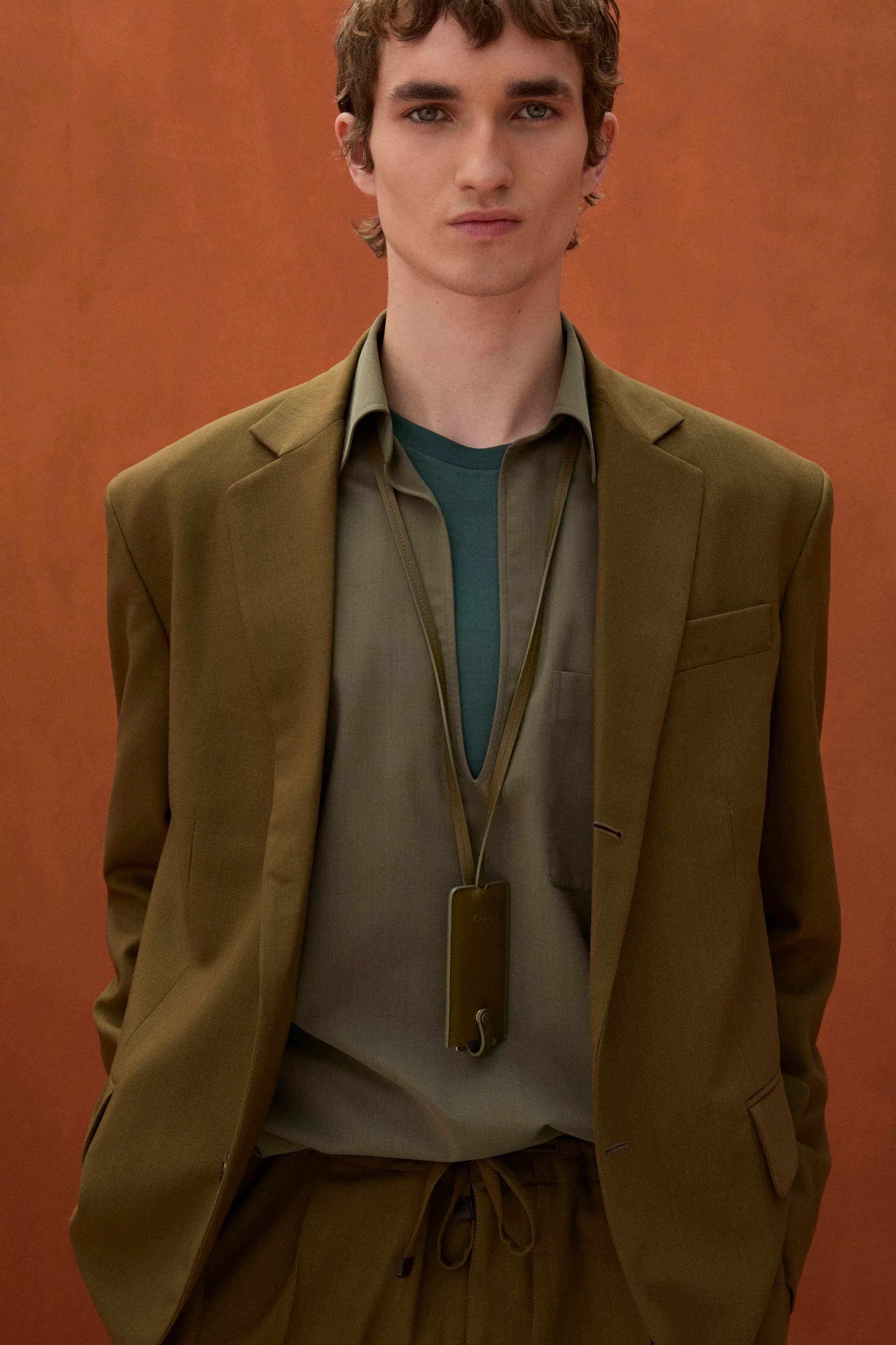 Чему нас научили мужские коллекции сезона весна-лето 2026. Свежие идеи, которые хотим внедрить уже сейчас (фото 24)