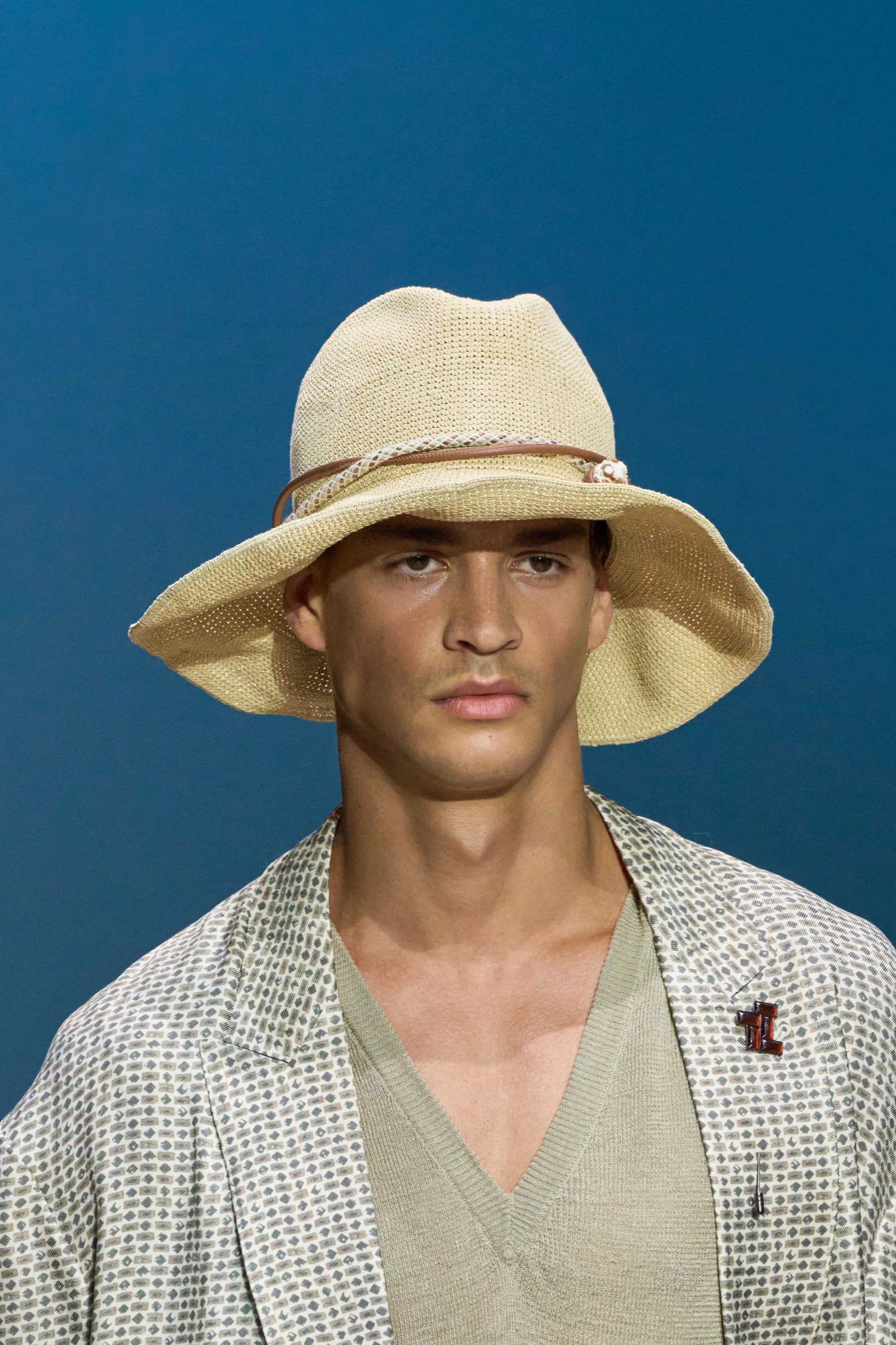 Чему нас научили мужские коллекции сезона весна-лето 2026. Свежие идеи, которые хотим внедрить уже сейчас (фото 39)