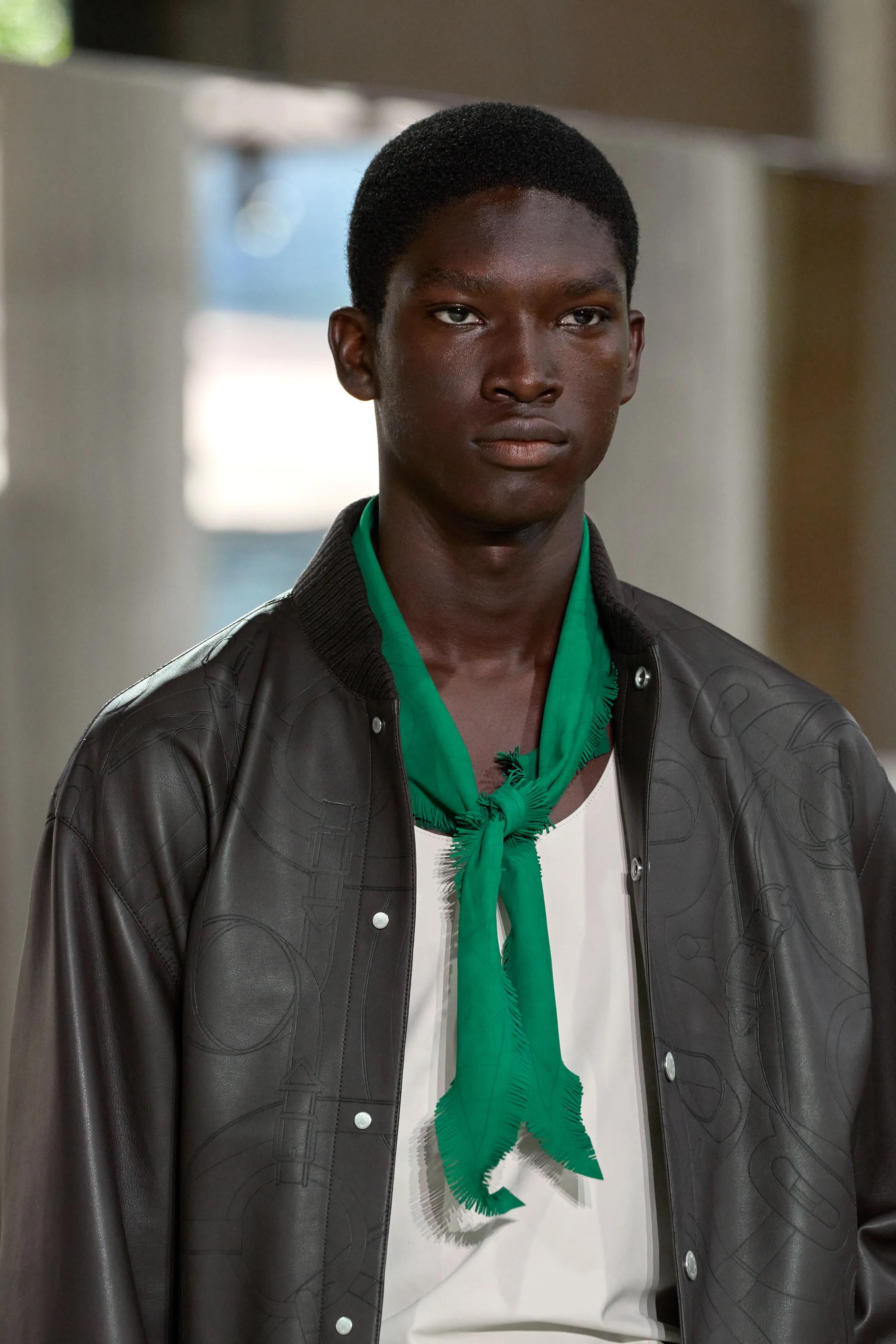 Чему нас научили мужские коллекции сезона весна-лето 2026. Свежие идеи, которые хотим внедрить уже сейчас (фото 40)